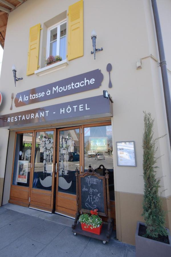 A La Tasse A Moustache